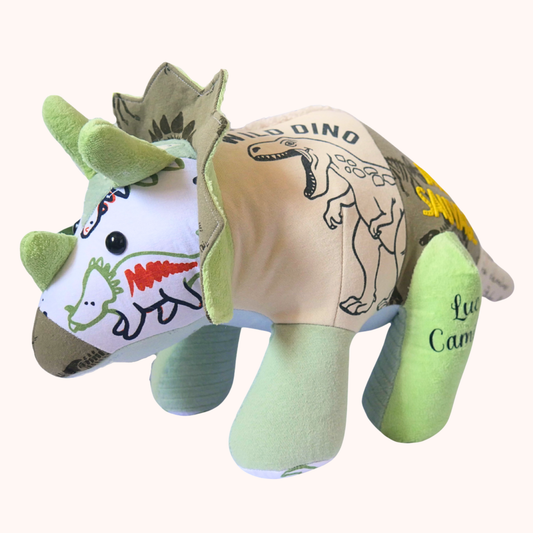 Triceratops en peluche souvenir