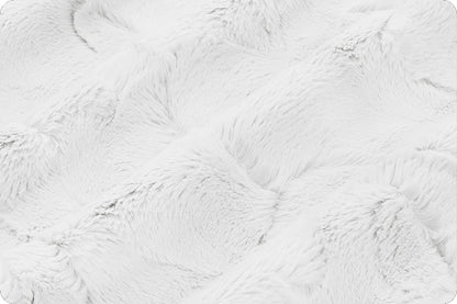 Luxe Cuddle® Hide Snow
